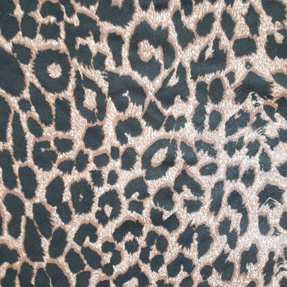 Boohoo Leopard Print Bodycon Mini dress with Puff Sleeve size 12 - Picture 5 of 8
